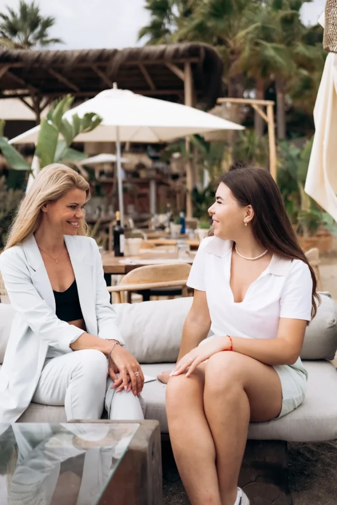 IQ Women dating Marbella Retreat