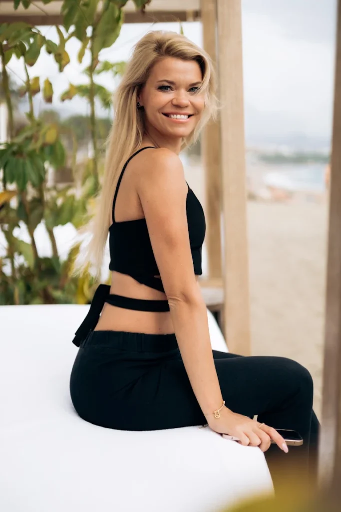 IQ Women dating Marbella Retreat